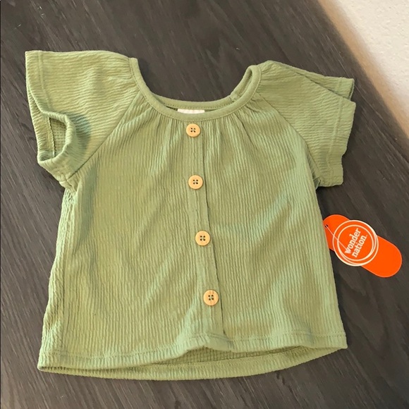 Short Set - Picture 2 of 5